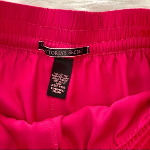 ɴᴡᴏᴛ ᴠꜱ ᴍɪᴅ-ʀɪꜱᴇ ꜱᴀᴛɪɴ ɢʟᴀᴍ ꜱʟᴇᴇᴘ ꜱʜᴏʀᴛꜱ - Picture 10 of 16